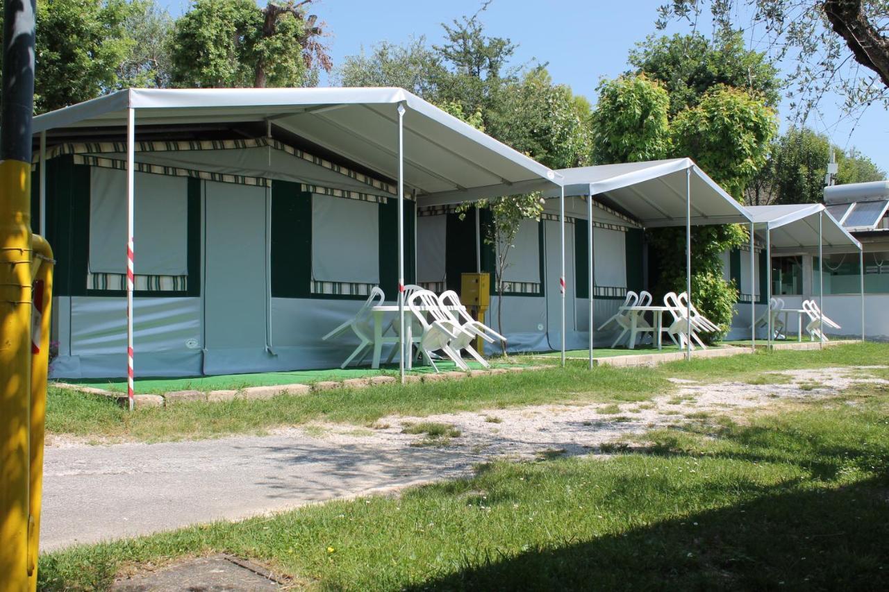 Camping Porto Srl Otel Moniga del Garda Dış mekan fotoğraf